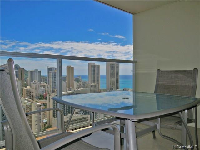 445 Seaside Avenue, Honolulu, HI 96815
