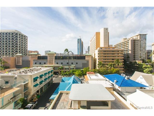 364 Seaside Avenue, Honolulu, HI 96815