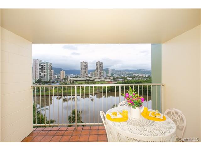 2211 Ala Wai Boulevard, Honolulu, HI 96815