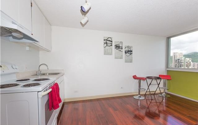 2211 Ala Wai Blvd #2006, Honolulu, HI 96815