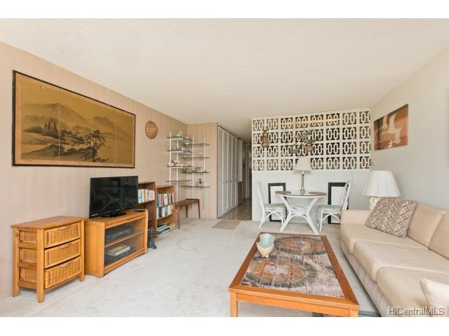 2611 Ala Wai Boulevard, Honolulu, HI 96815