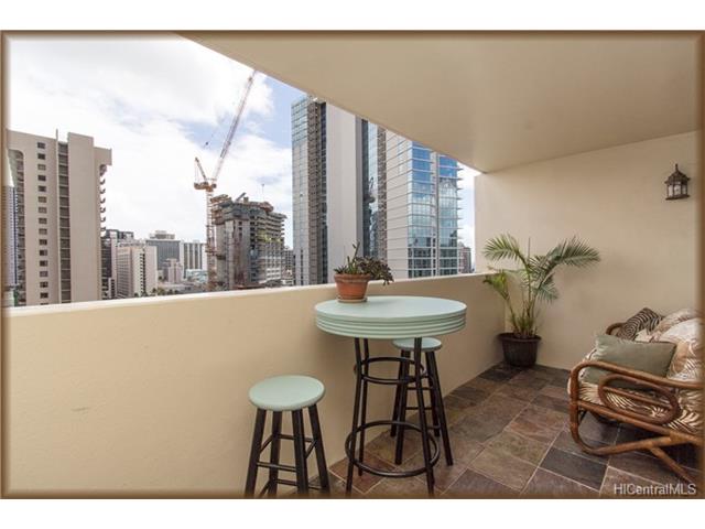 2092 Kuhio Avenue, Honolulu, HI 96815