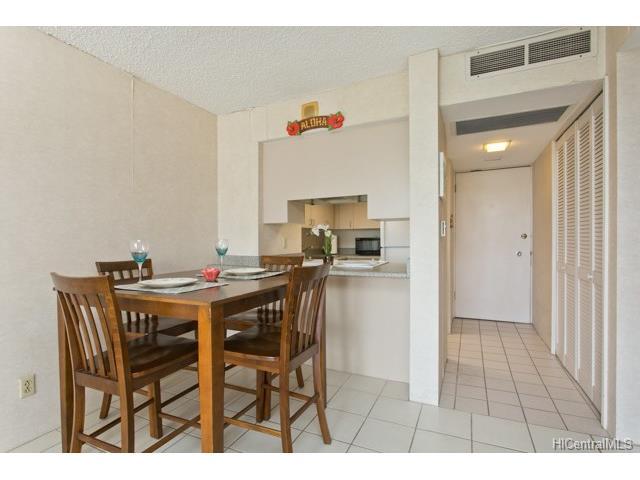 440 Seaside Avenue, Honolulu, HI 96815