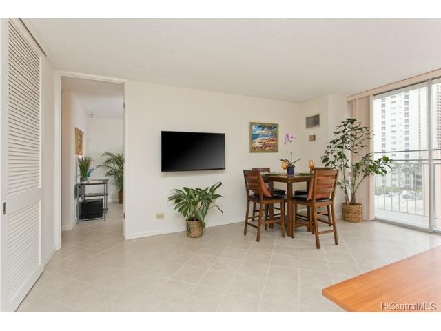 1925 Kalakaua Avenue #804, Honolulu, HI 96815