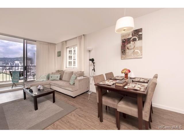 400 Hobron Lane, Honolulu, HI 96815