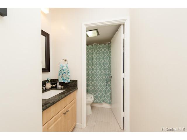 400 Hobron Lane, Honolulu, HI 96815