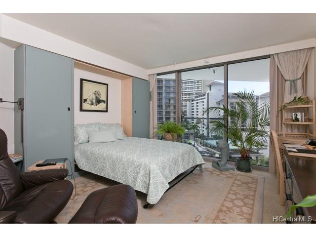 223 Saratoga Road, Honolulu, HI 96815