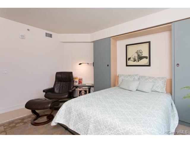 223 Saratoga Road, Honolulu, HI 96815