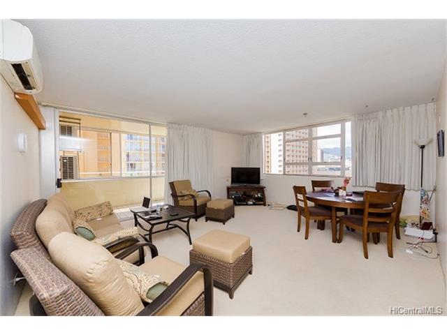 2500 Kalakaua Avenue, Honolulu, HI 96815