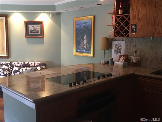 300 Wai Nani Way, Honolulu, HI 96815