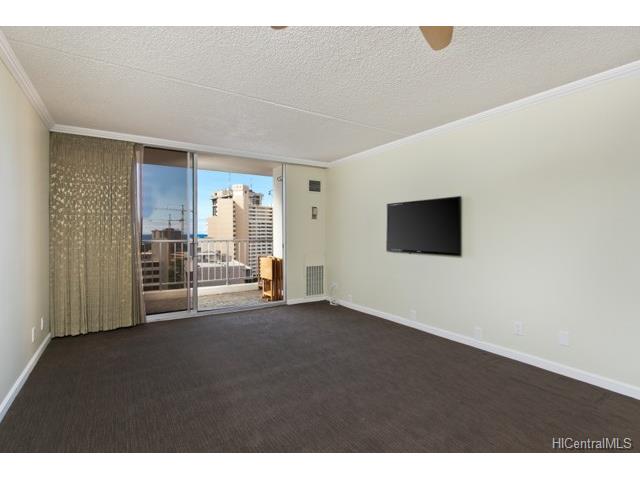 400 Hobron Lane, Honolulu, HI 96815