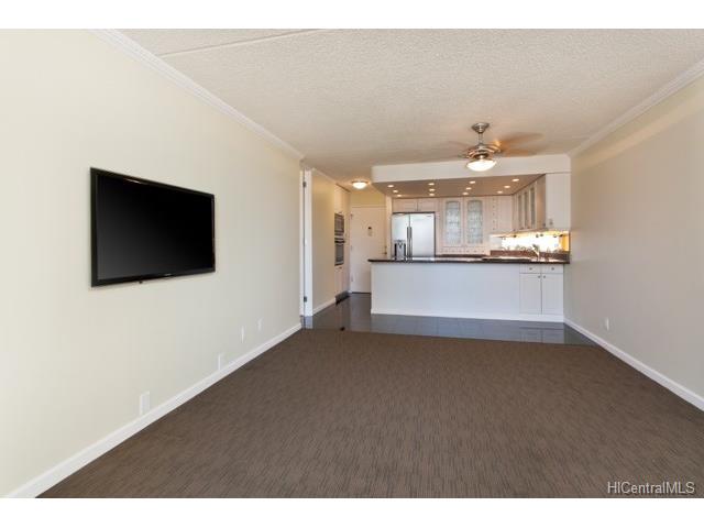 400 Hobron Lane, Honolulu, HI 96815