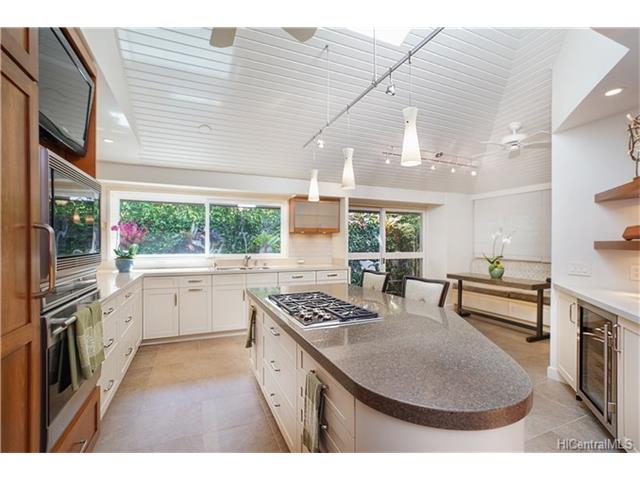 4675 Aukai Avenue, Honolulu, HI 96816