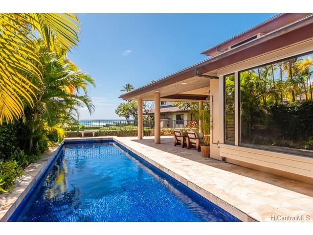219 Kaalawai Place, Honolulu, HI 96816