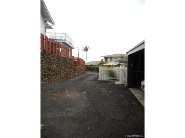 1602B-S Mikahala Way, Honolulu, HI 96816