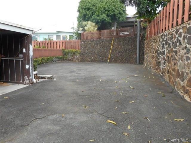 1602B-S Mikahala Way, Honolulu, HI 96816