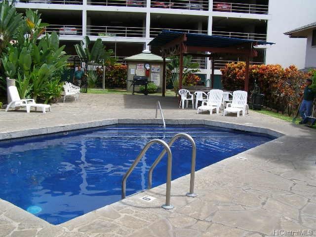 2016 Date Street, Honolulu, HI 96816