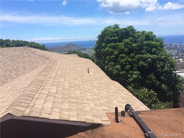 1639 Ruth Place, Honolulu, HI 96816
