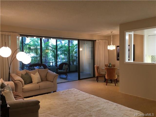 4999 Kahala Avenue, Honolulu, HI 96816