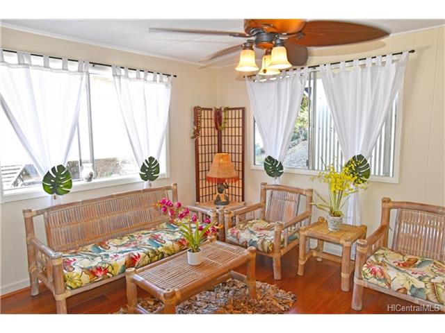 2115A 10th Avenue, Honolulu, HI 96816