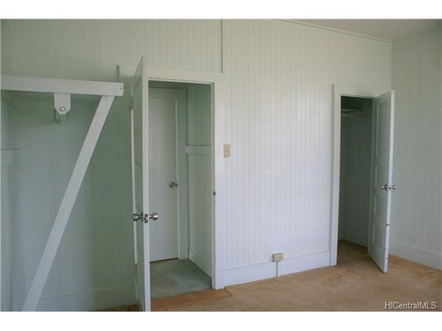 1218 Halona Street, Honolulu, HI 96817