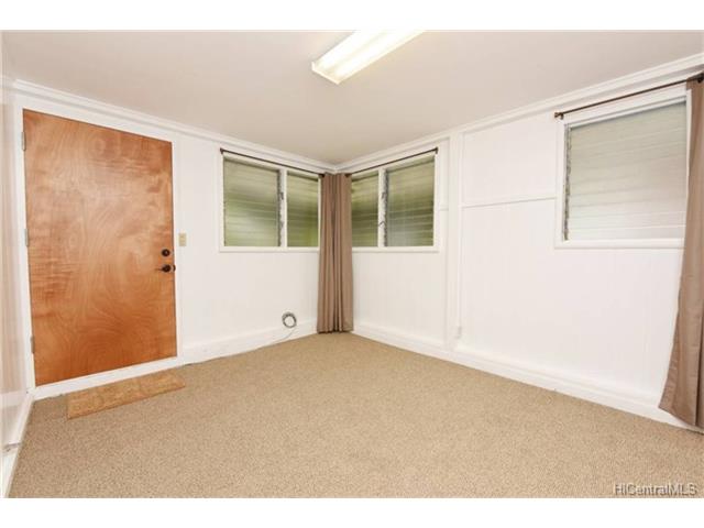 51 Jack Lane, Honolulu, HI 96817