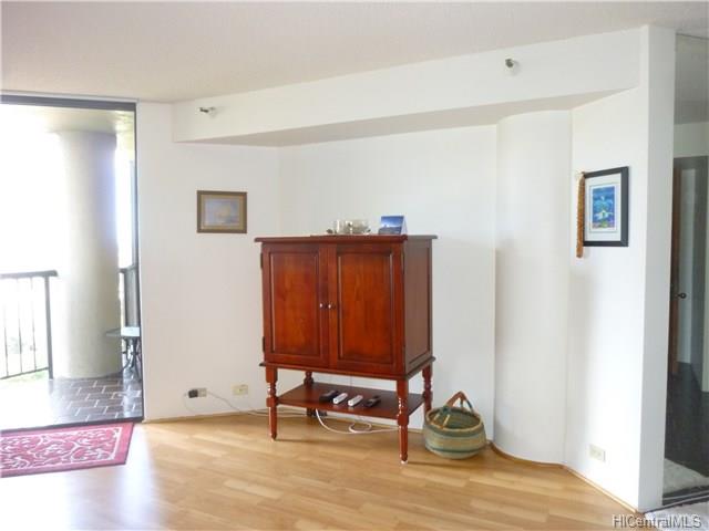 60 N Beretania Street, Honolulu, HI 96817