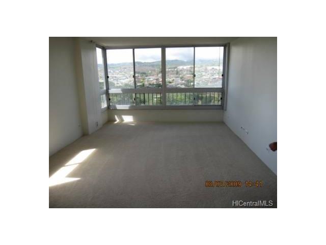 1160 Ala Napunani Street, Honolulu, HI 96818