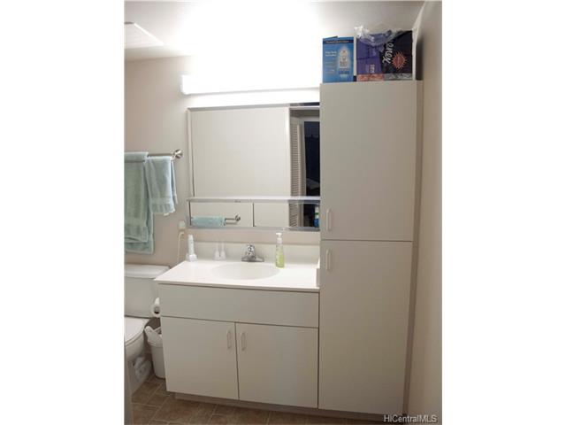 3009 Ala Makahala Place, Honolulu, HI 96818
