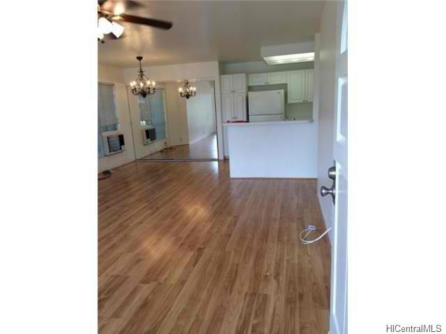 456 Mananai Place, Honolulu, HI 96818