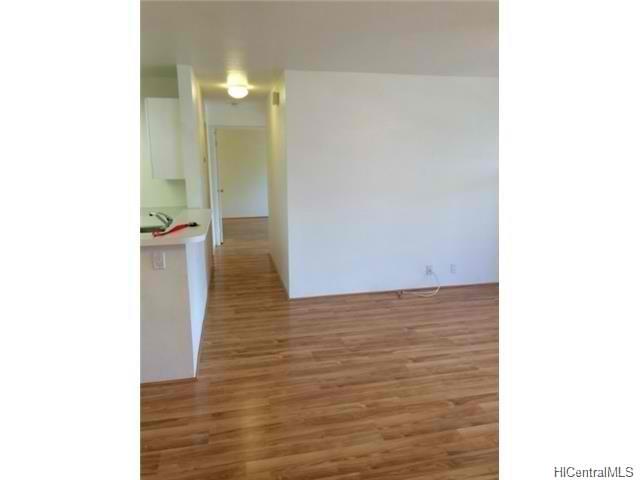 456 Mananai Place, Honolulu, HI 96818