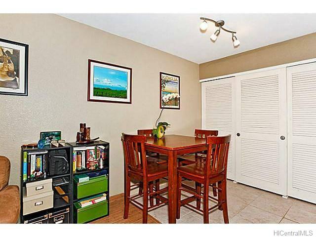 350 Mananai Place, Honolulu, HI 96818