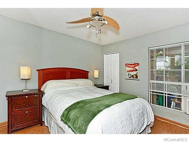 350 Mananai Place, Honolulu, HI 96818