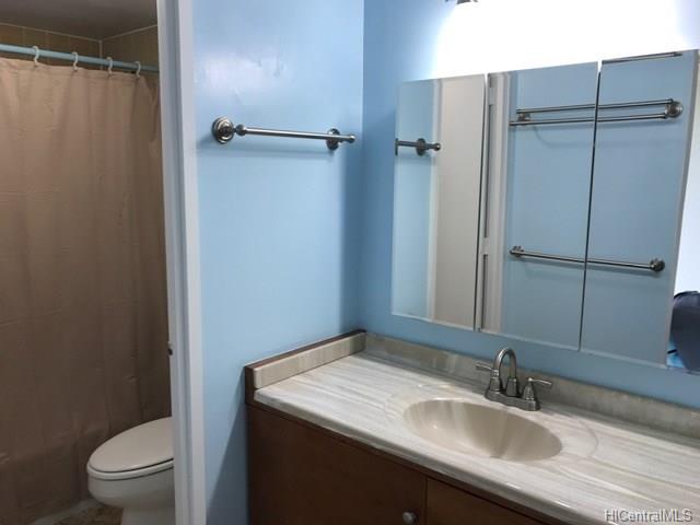 1077 Ala Napunani Street, Honolulu, HI 96818