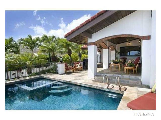 168 Maono Place, Honolulu, HI 96821
