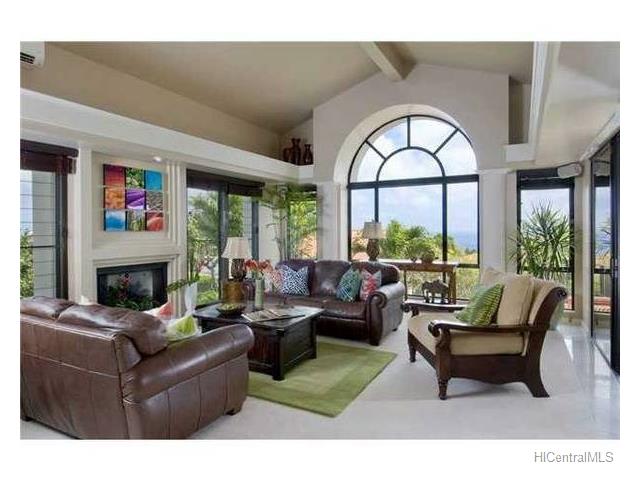 168 Maono Place, Honolulu, HI 96821