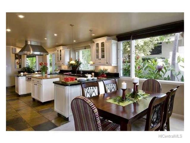 168 Maono Place, Honolulu, HI 96821