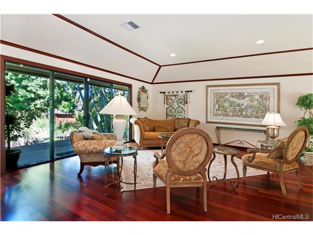 1142 Waikui Place, Honolulu, HI 96821