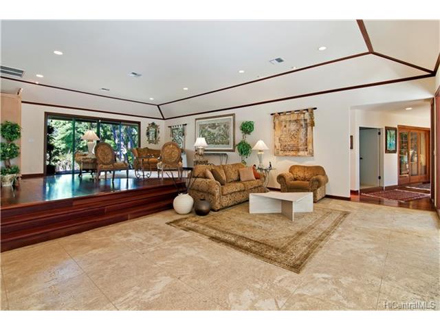 1142 Waikui Place, Honolulu, HI 96821