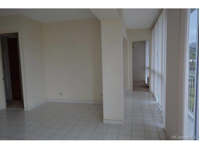 1710 Punahou Street, Honolulu, HI 96822