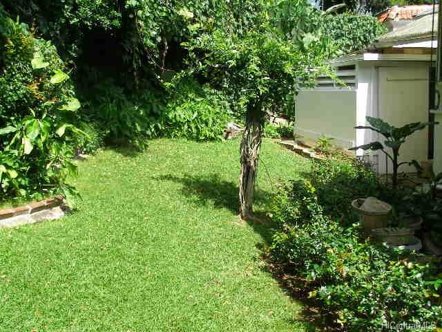 2976 Oahu Street, Honolulu, HI 96822