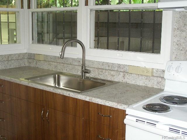 2976 Oahu Street, Honolulu, HI 96822