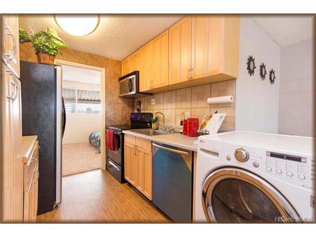 1427 Alexander St #308, Honolulu, HI 96822