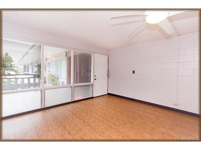 1427 Alexander St #308, Honolulu, HI 96822