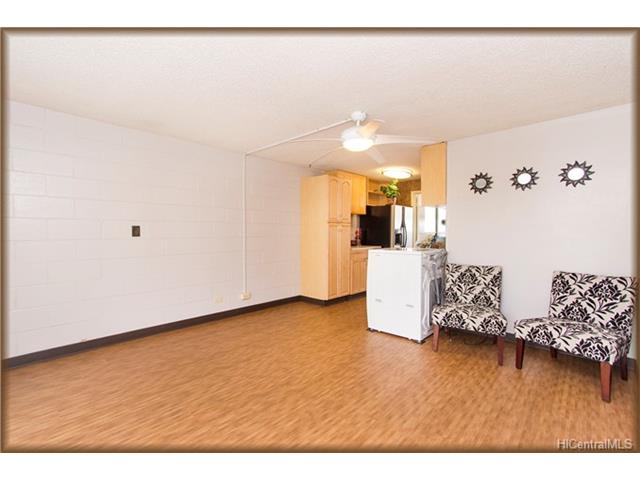 1427 Alexander St #308, Honolulu, HI 96822