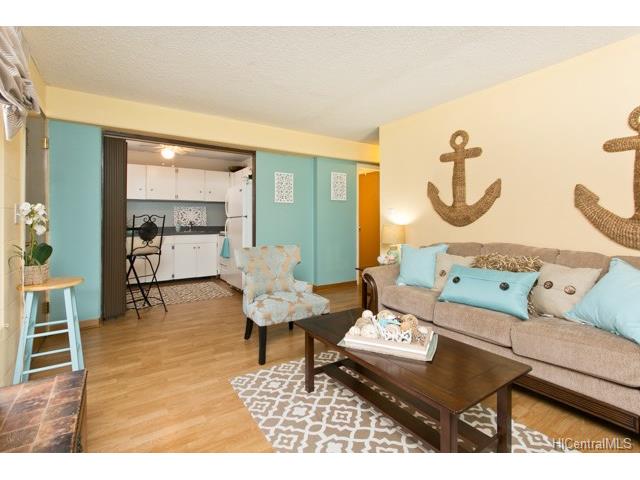 1099 Green Street, Honolulu, HI 96822