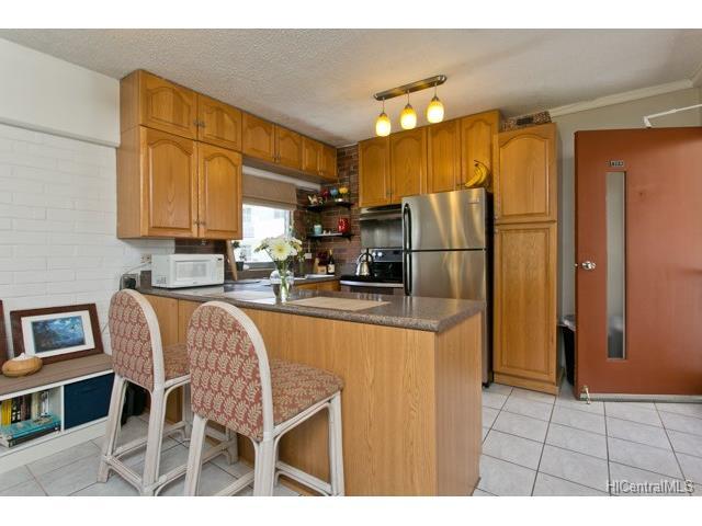 1535 Punahou Street, Honolulu, HI 96822