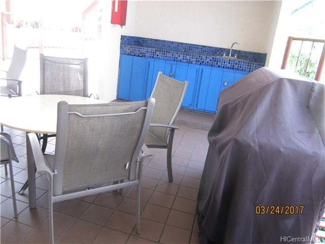 1535 Pensacola Street, Honolulu, HI 96822