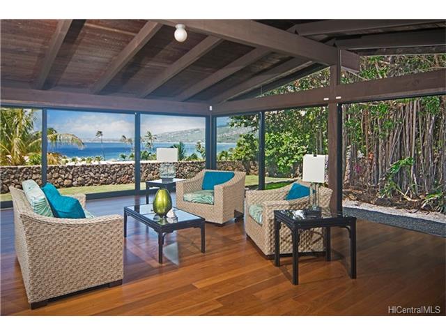32 Hanapepe Loop, Honolulu, HI 96825