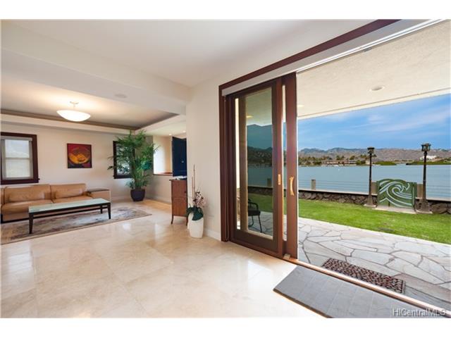 7096 Kalanianaole Highway, Honolulu, HI 96825